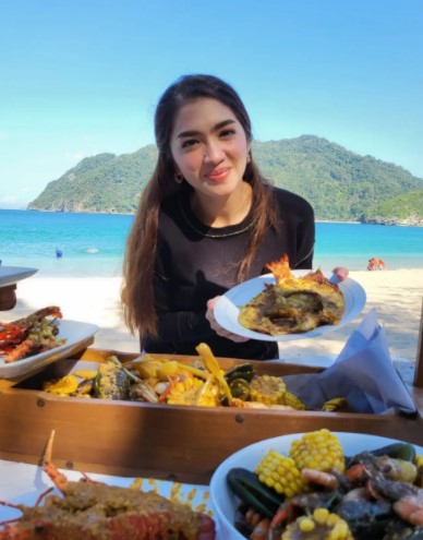 10 Makanan ini dihindari Angel Karamoy, dukung kulit sehat dari dalam