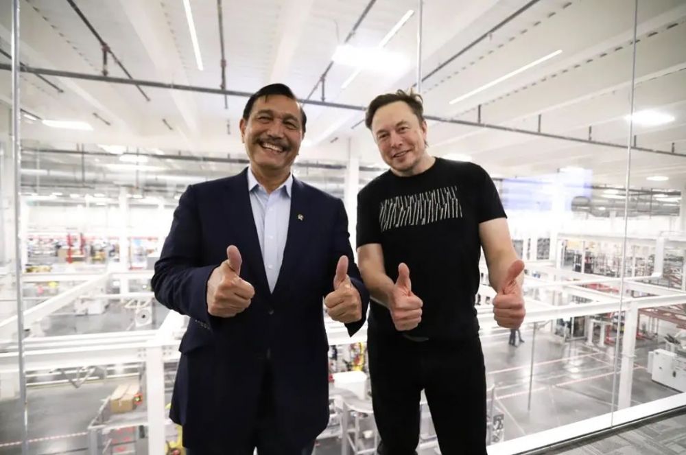 11 Potret Elon Musk ketemu delegasi Indonesia, penampilannya disorot