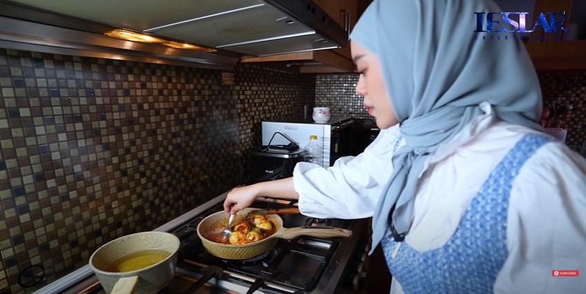 10 Kreasi masakan serba tumis ala Lesty Kejora, simpel & mudah ditiru