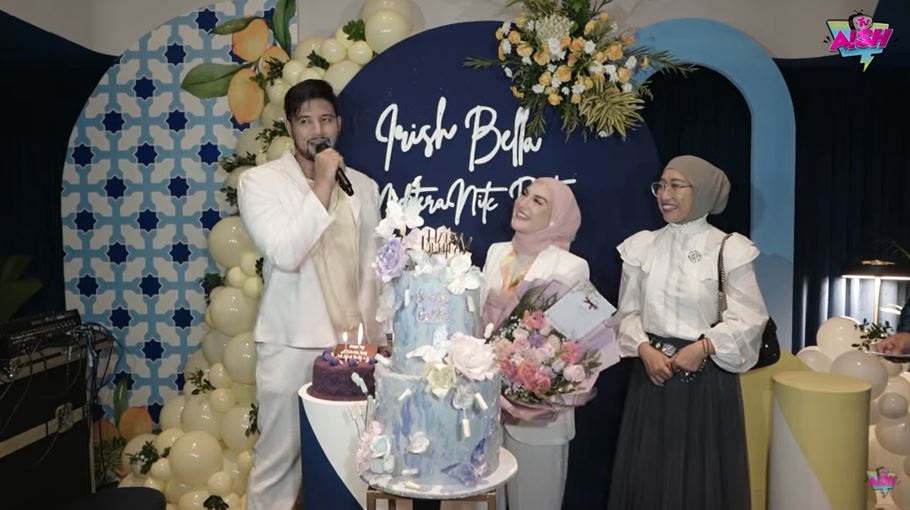 11 Kue ulang tahun pesinetron wanita, milik Ranty Maria berhias emas