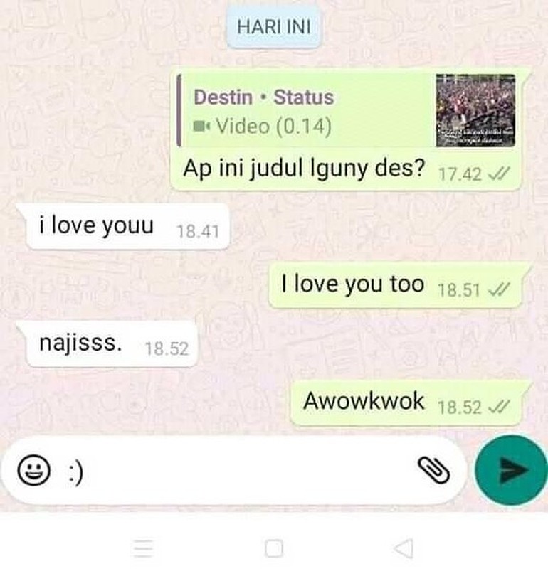 Chat lucu usaha cowok nembak gebetan © berbagai sumber