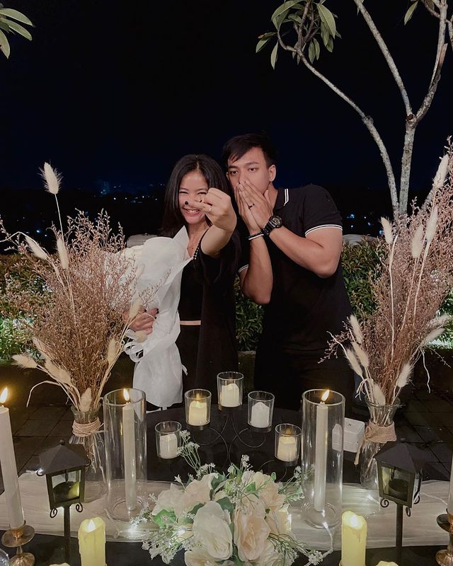 Seleb jatuh cinta ke sahabat © berbagai sumber