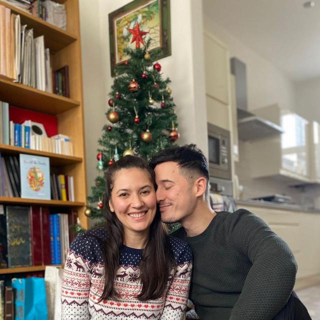 Seleb jatuh cinta ke sahabat © berbagai sumber Seleb jatuh cinta ke sahabat © berbagai sumber