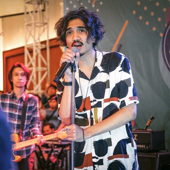 Transformasi Duta Sheila On 7 © berbagai sumber