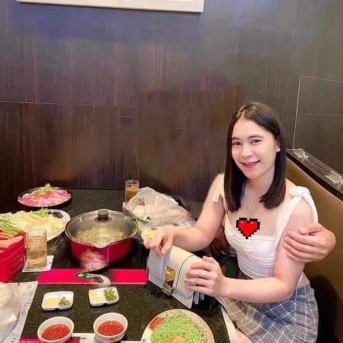 makan bareng tapi ada yang janggal © Instagram