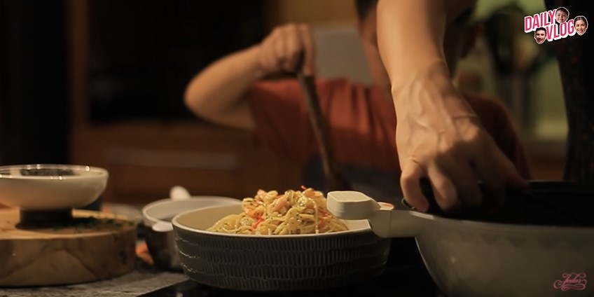 11 Trik Jessica Iskandar masak spaghetti aglio olio, cuma 10 menit