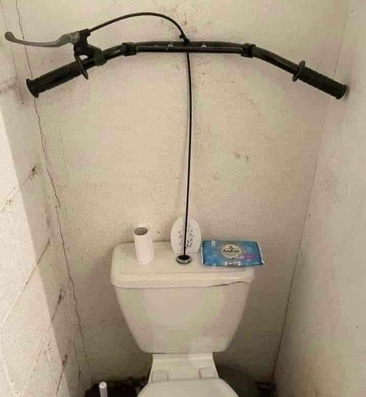 barang bekas dipakai nyeleneh pol © berbagai sumber barang bekas dipakai nyeleneh pol © berbagai sumber