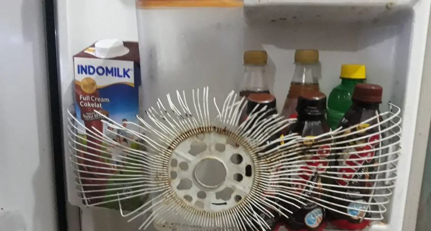 barang bekas dipakai nyeleneh pol © berbagai sumber barang bekas dipakai nyeleneh pol © berbagai sumber