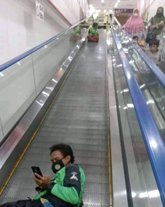 selfie driver ojek online lucu © Instagram