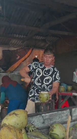 Potret terbaru Ruri vokalis band Repvblik © berbagai sumber