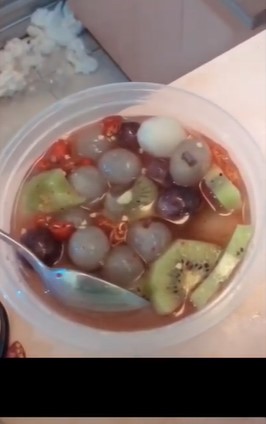 10 Pola makan Lucinta Luna, sukses tebas berat badan 11 kg