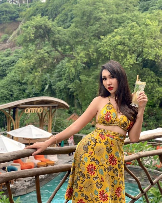 10 Pola makan Lucinta Luna, sukses tebas berat badan 11 kg