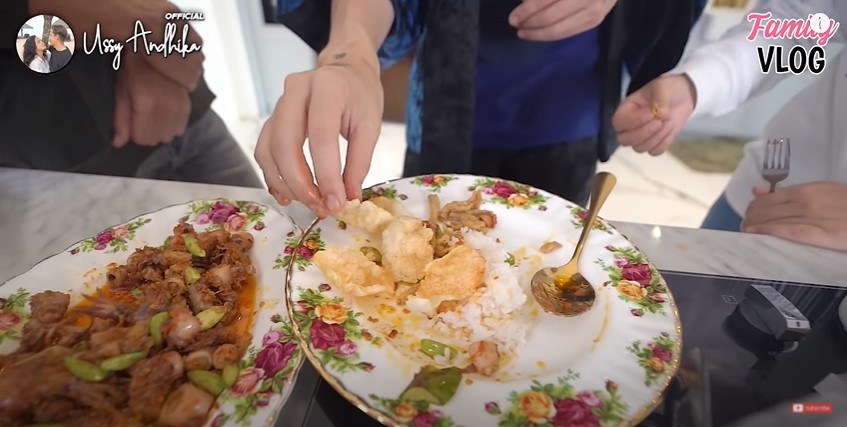 10 Kreasi masakan ala Andhika Pratama buat istri, antiribet