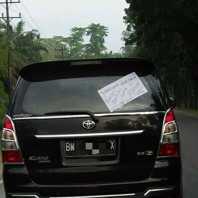 tulisan kocak mudik di mobil © berbagai sumber tulisan kocak mudik di mobil © berbagai sumber