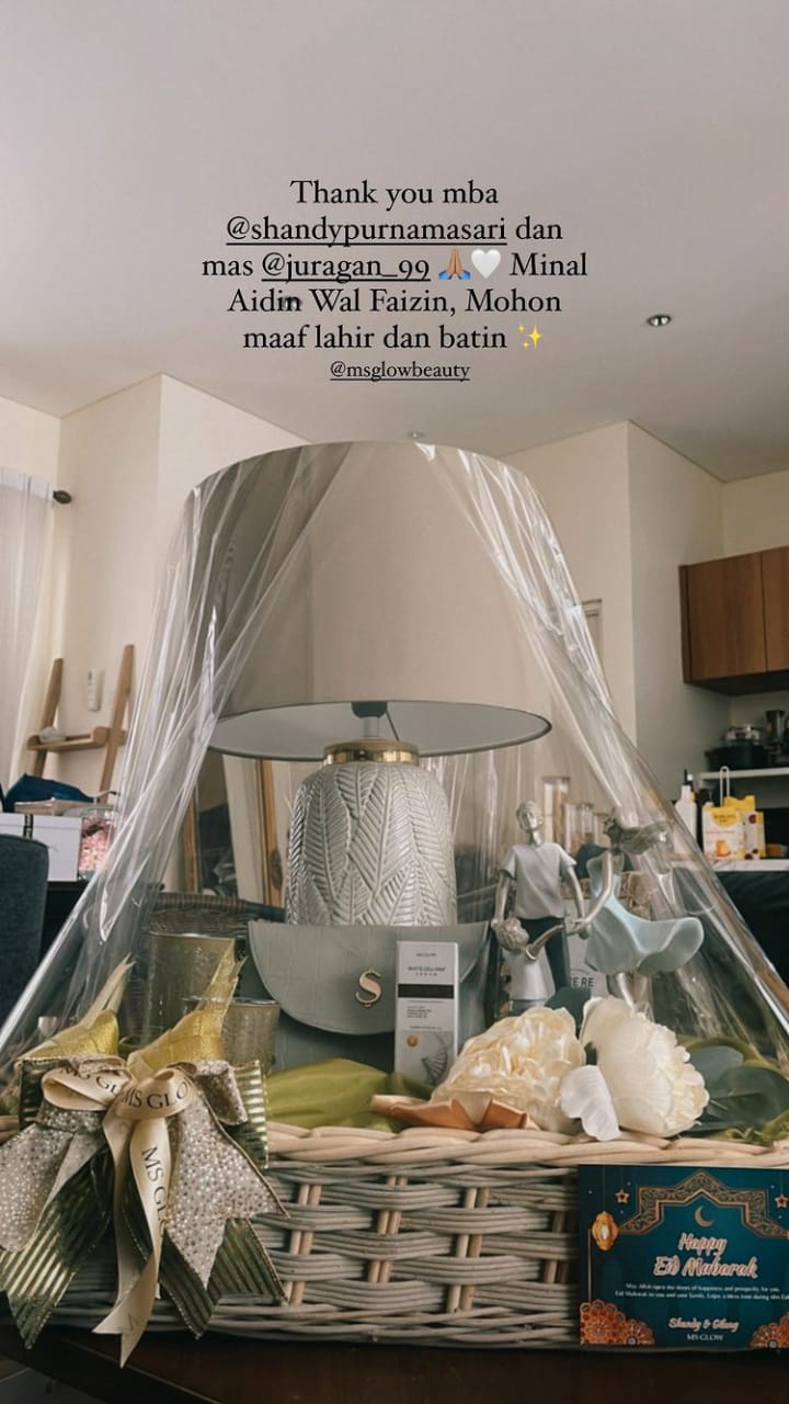 potret isi hampers lebaran seleb © instagram potret isi hampers lebaran seleb © instagram