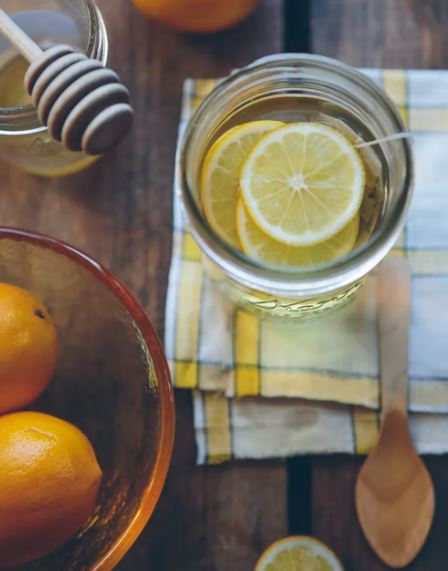 10 Pola makan Jessica Iskandar saat hamil, rutin minum air kelapa