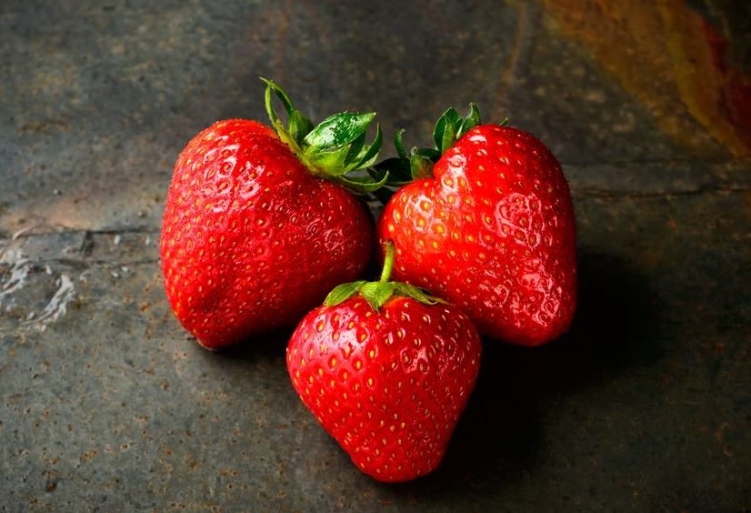 10 Pola makan Jessica Iskandar saat hamil, rutin minum air kelapa