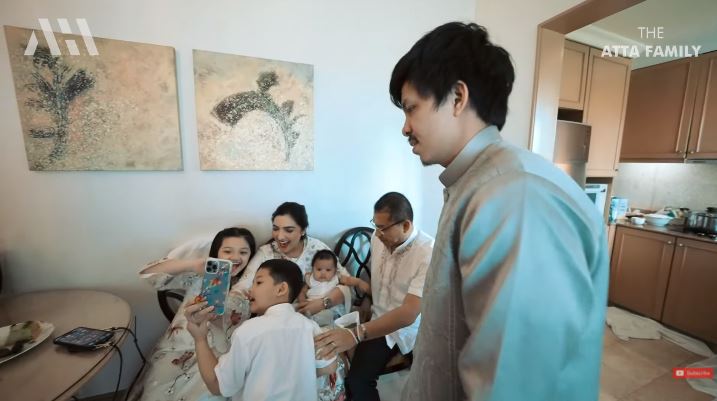 11 Momen lebaran keluarga Atta Halilintar di Singapura, penuh bahagia