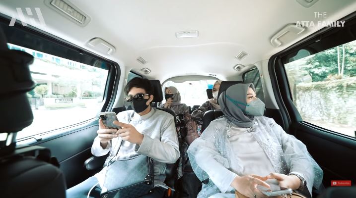 momen lebaran keluarga atta halilintar © berbagai sumber momen lebaran keluarga atta halilintar © berbagai sumber