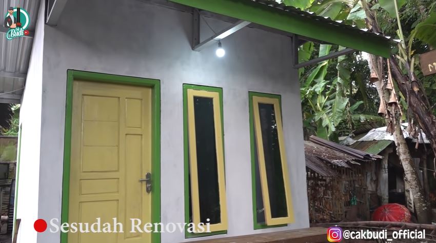 rumah mbah bustomi © YouTube