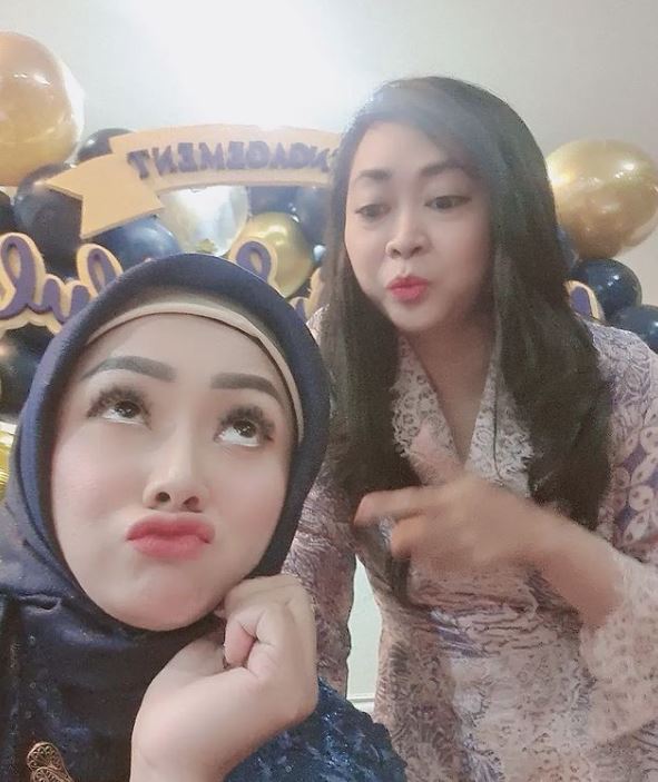 lamaran Adul berbagai sumber