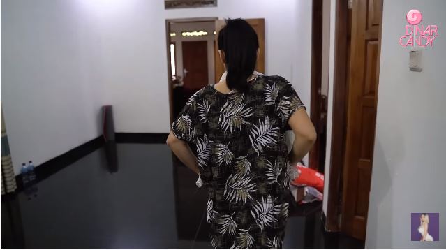 potret rumah dinar candy di kampung halaman © YouTube potret rumah dinar candy di kampung halaman © YouTube