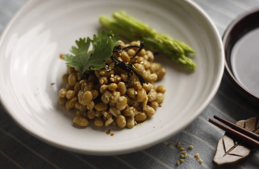 10 Makanan dan minuman ini mengandung probiotik, cegah radang usus