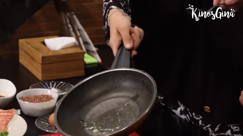 13 Trik Nycta Gina masak beef rice hotplate, pakai bahan sehat