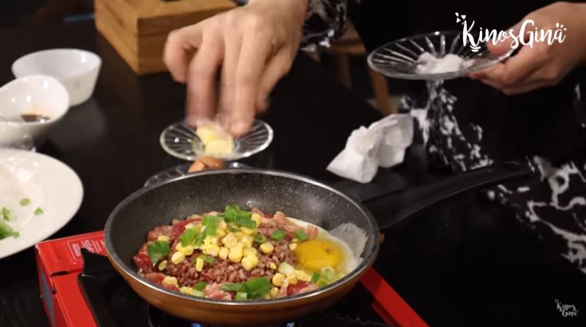 13 Trik Nycta Gina masak beef rice hotplate, pakai bahan sehat