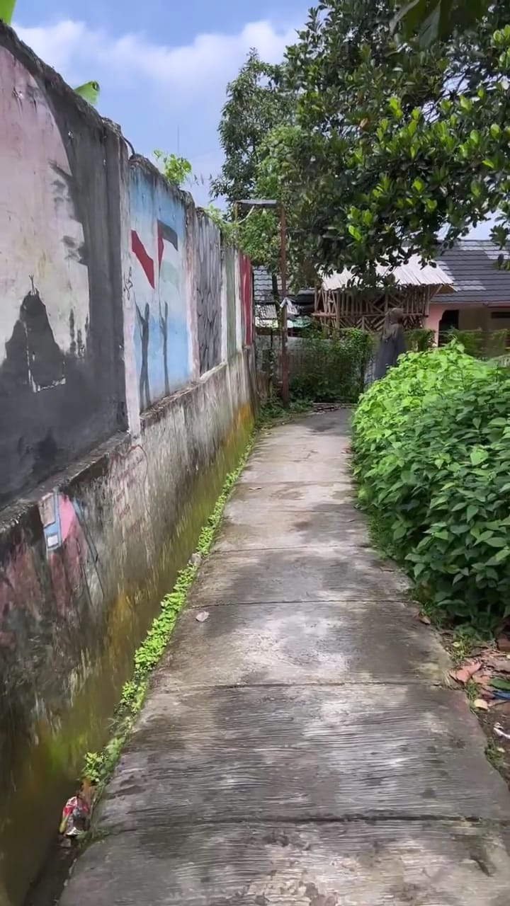 penampakan rumah masa kecil omesh © instagram