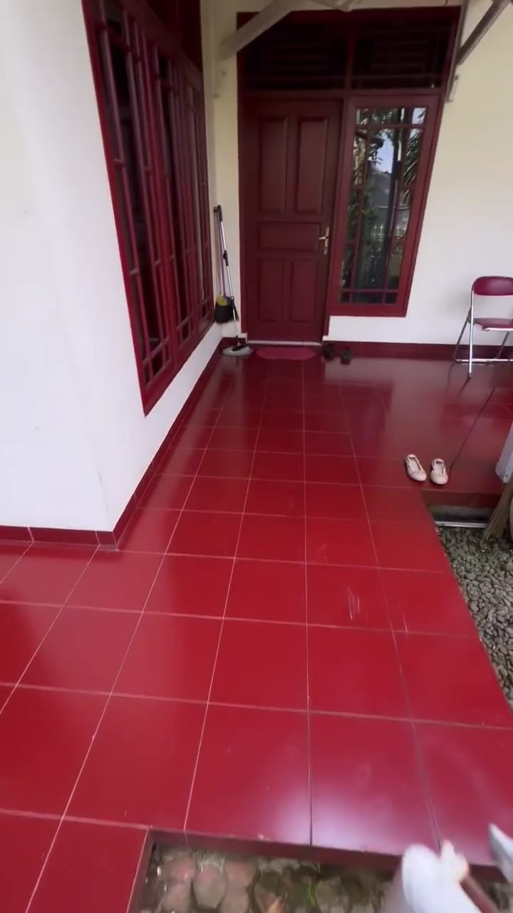 penampakan rumah masa kecil omesh © instagram