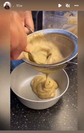 10 Alat dapur ini digunakan Syahnaz Sadiqah saat masak MPASI, praktis