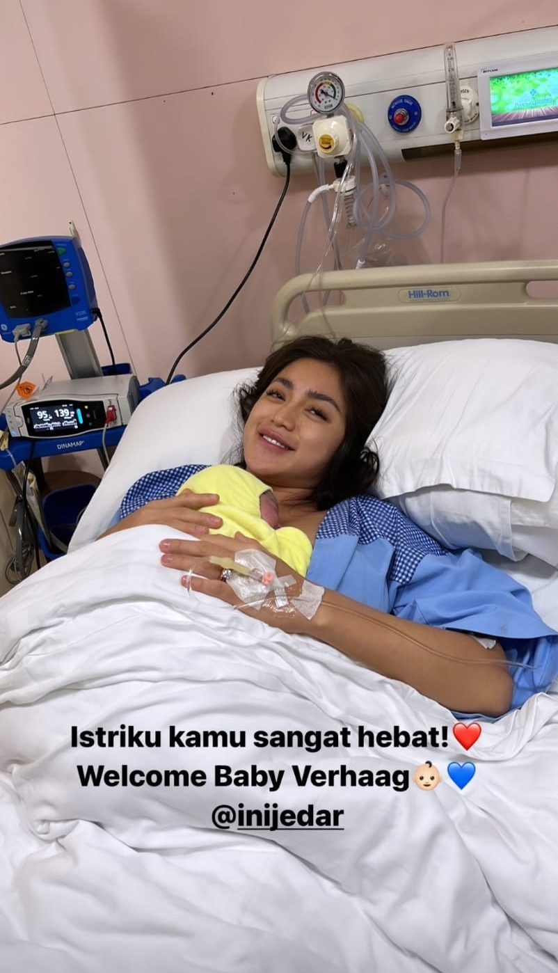 Penuh rasa syukur, ini 9 Momen Jessica Iskandar melahirkan anak kedua