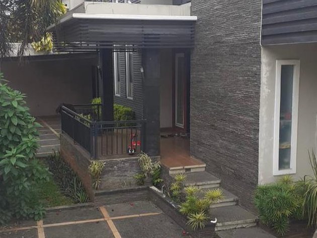 potret isi dalam rumah Andre Taulany © berbagai sumber