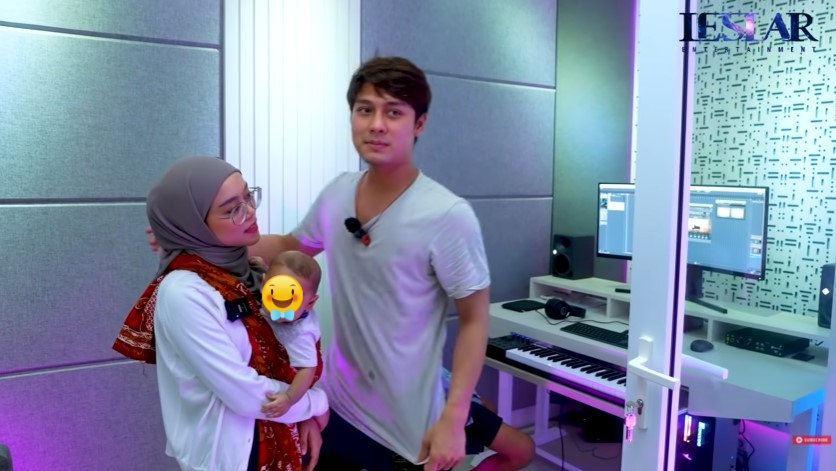 potret studio di rumah Lesty Billar © YouTube