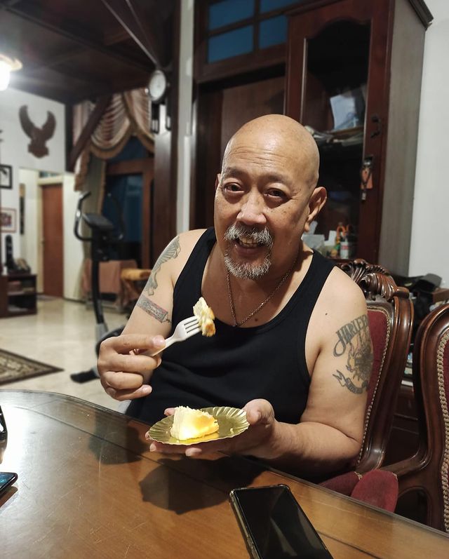 Momen ultah Indro Warkop ke-64 © berbagai sumber