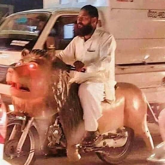 penampakan kendaraan lucu-lucu bentuknya © berbagai sumber