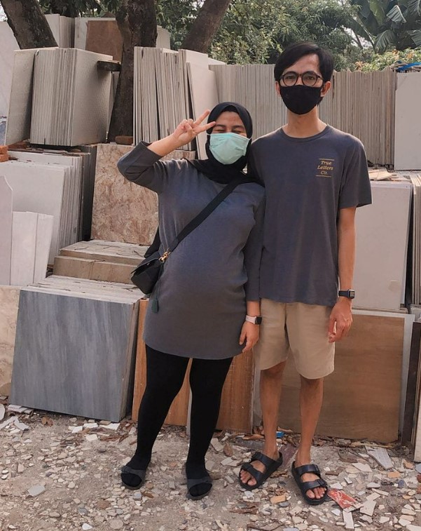 Transformasi rumah tampak ngeri usai direnovasi © Instagram