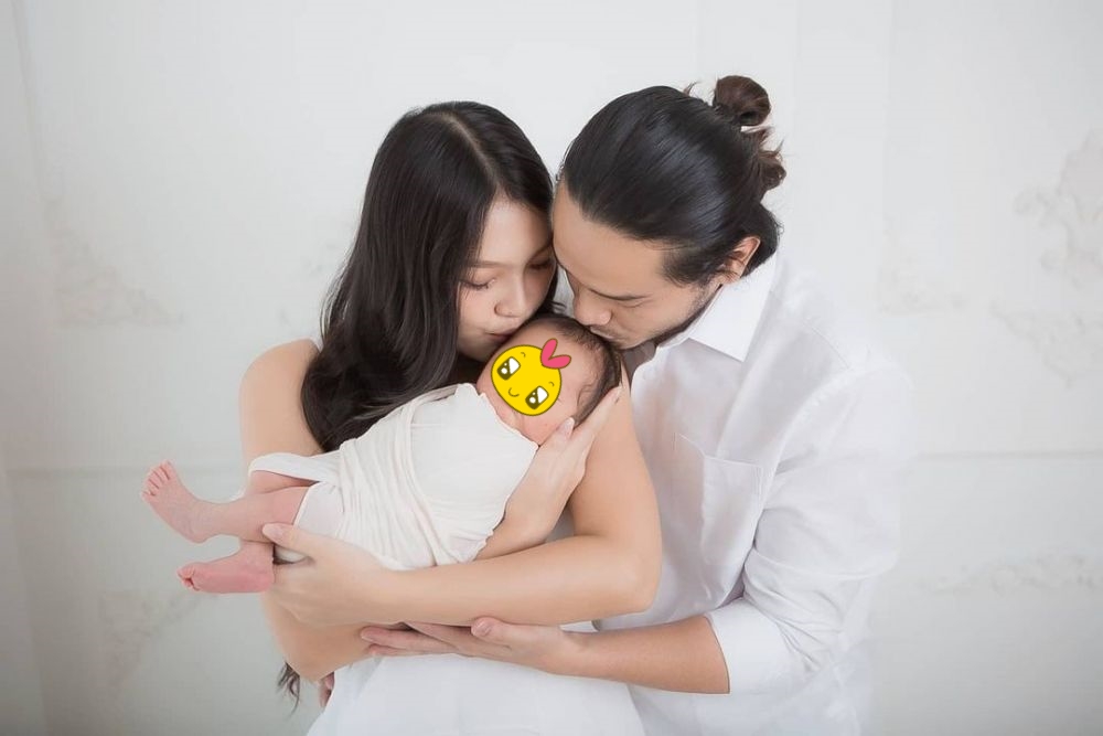 pesinetron pemotretan newborn baby © Instagram