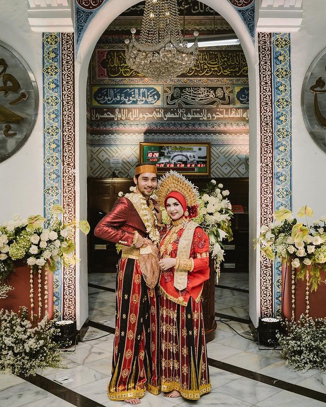 Achmad Megantara dan istri © berbagai sumber