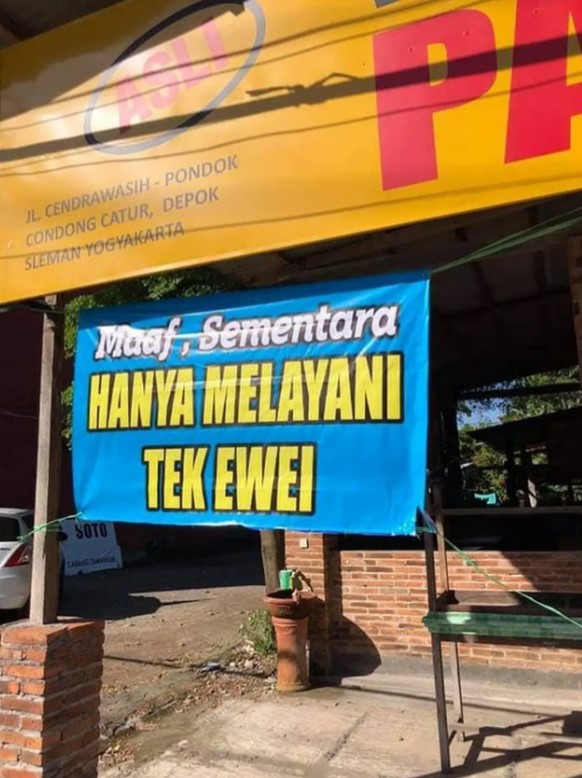 pedagang salah tulis bahasa inggris © berbagai sumber