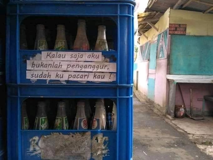 tulisan lucu malah curhat © berbagai sumber tulisan lucu malah curhat © berbagai sumber