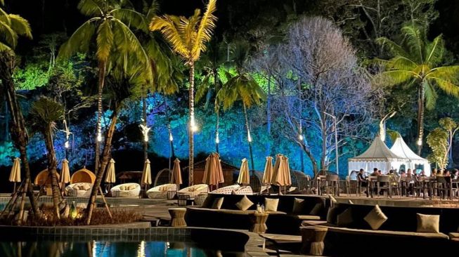 beach club Raffi di Padang Berbagai sumber