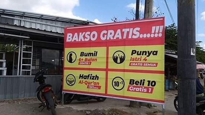 potret pedagang ngasih promo © berbagai sumber