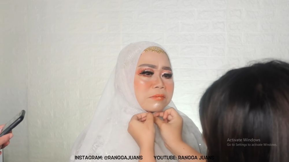 nenek 75 dirias pengantin © YouTube