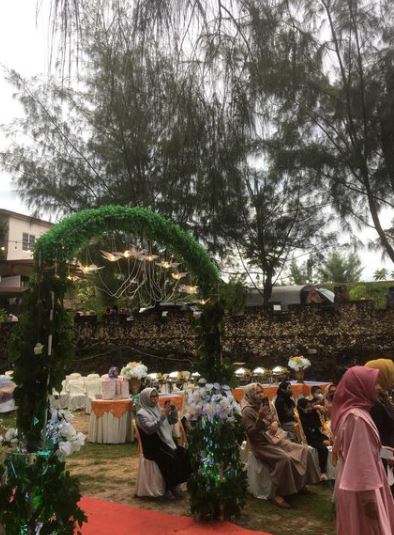 syukuran pernikahan Arie Kriting dan Indah Permatasari Berbagai sumber