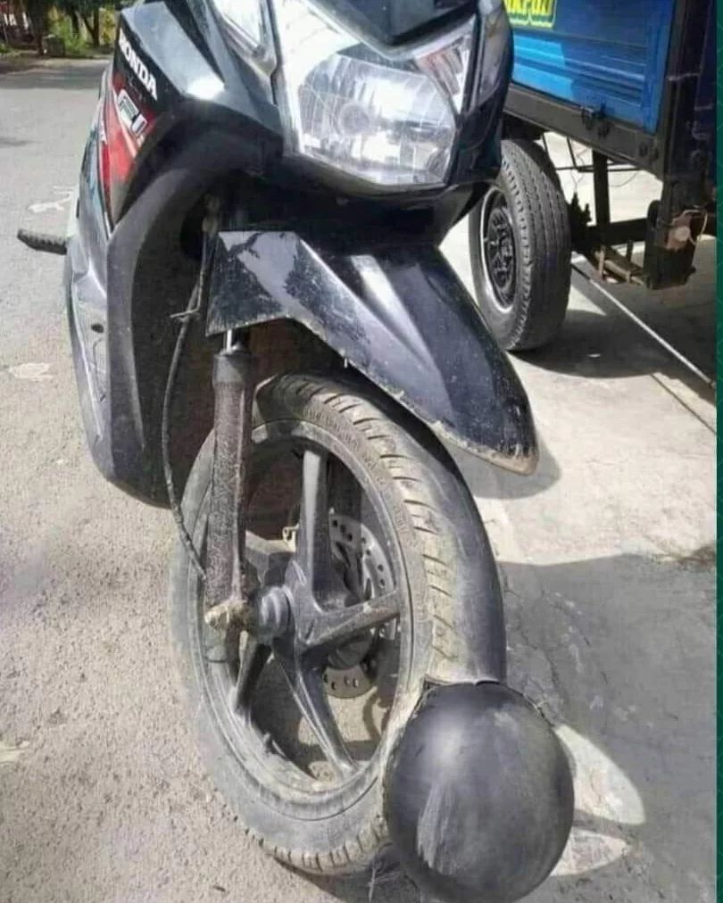 apes banget bendanya malah rusak © Instagram