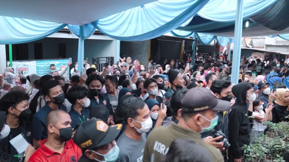 Momen Nissa Sabyan manggung di hajatan kampung © YouTube