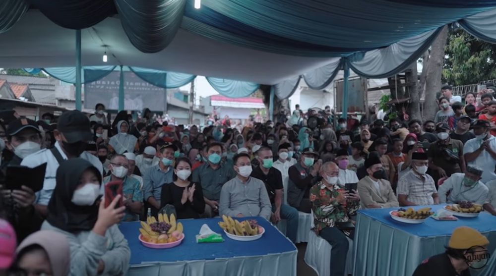 Momen Nissa Sabyan manggung di hajatan kampung © YouTube Momen Nissa Sabyan manggung di hajatan kampung © YouTube