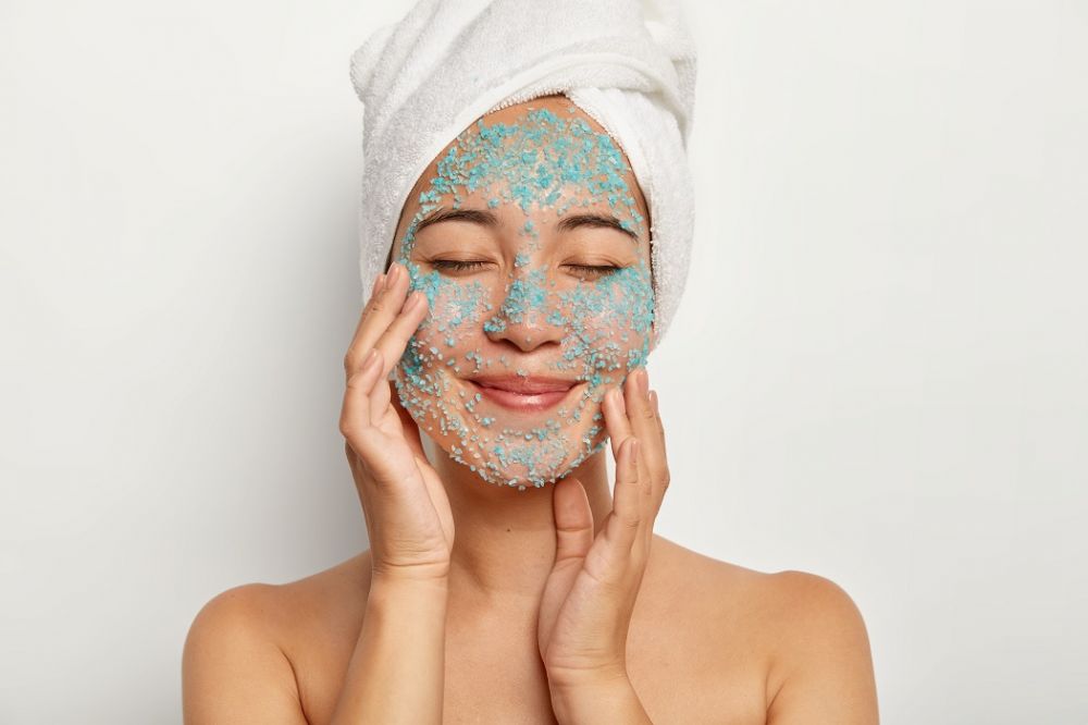 Cara merawat kulit wajah kombinasi dengan mudah Berbagai sumber